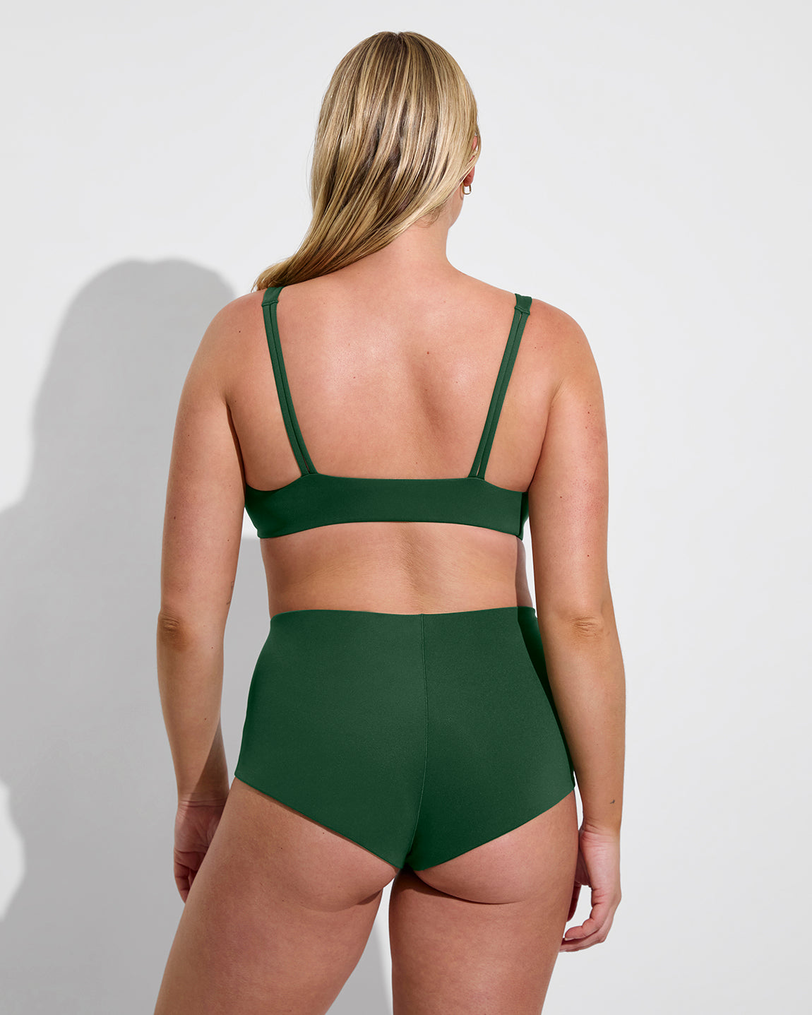 Sunday Top D+ - Tropics