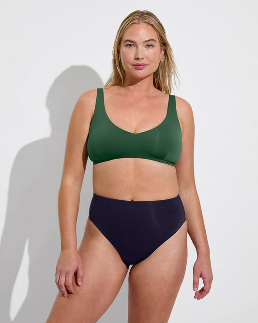 Sunday Top D+ - Tropics